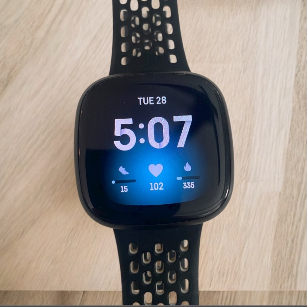 Fitbit Versa 3 Fitness Tracker Smartwatch - Picture 2 of 5